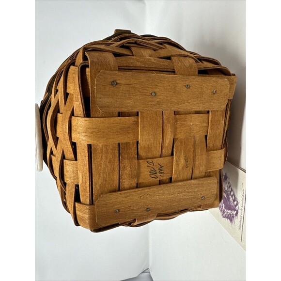 Longaberger Jingle Bell Basket Christmas Collection from 1994 with tie on - Picture 10 of 11